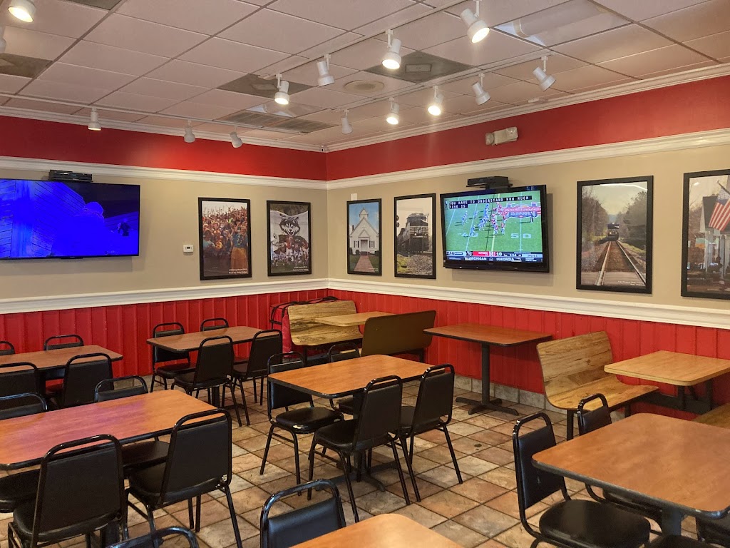 Foxs Pizza Den - Trussville | 199 Beechnut St #1843, Trussville, AL 35173, USA | Phone: (205) 655-2851