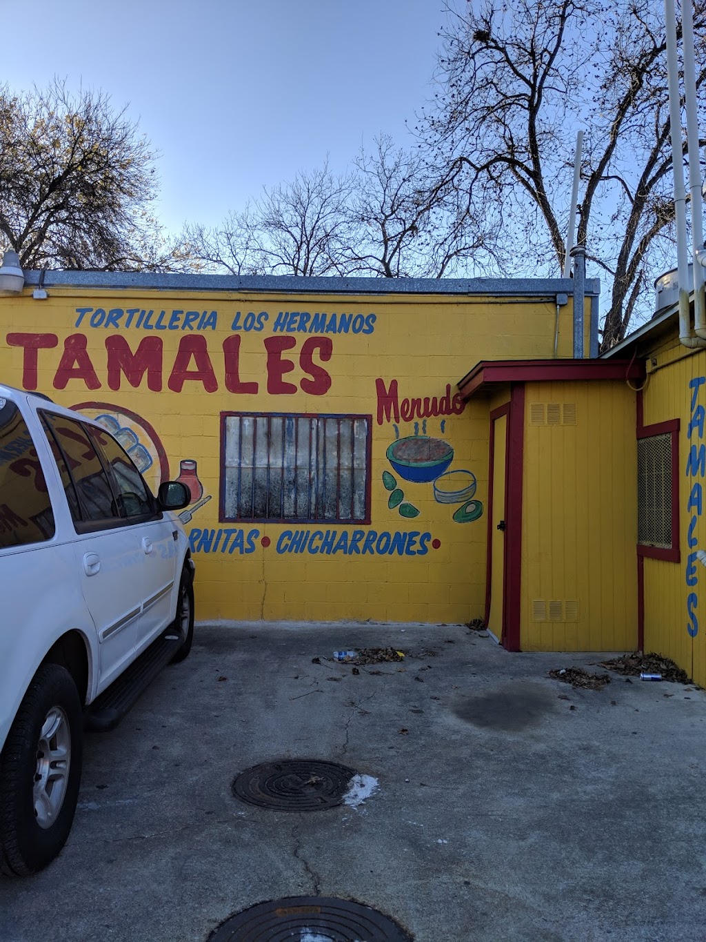Los Hermanos Tortilleria | 303 Commercial Ave, San Antonio, TX 78211, USA | Phone: (210) 922-0219