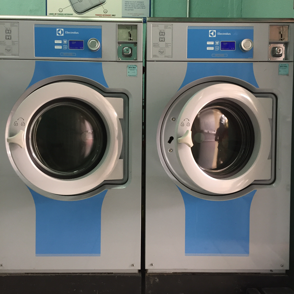G R Coin Laundry | 438 SW 8th Ave, Miami, FL 33130, USA | Phone: (786) 314-4213