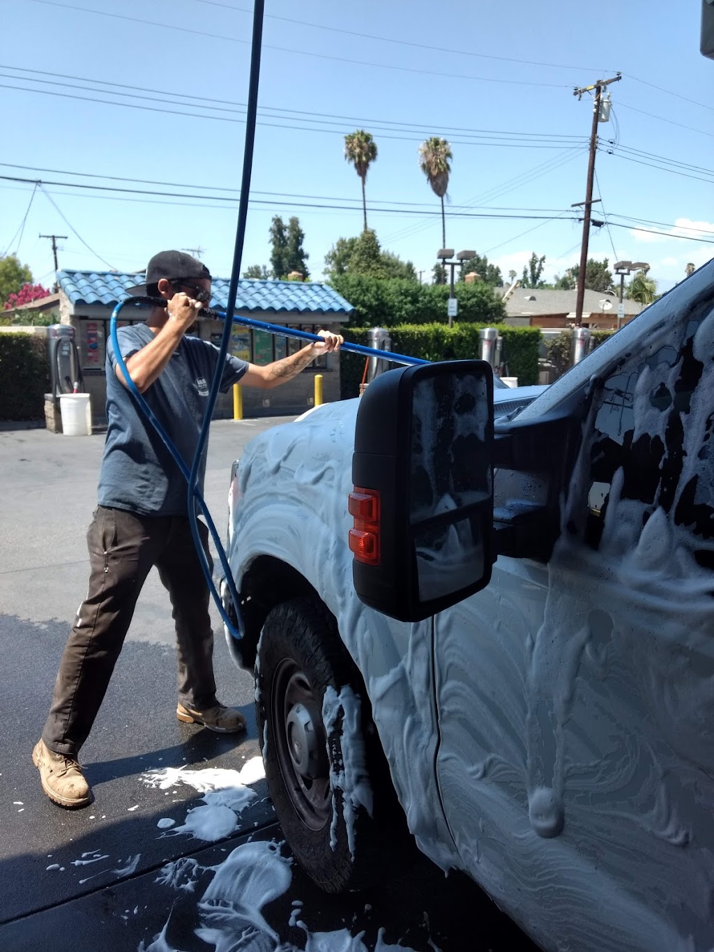 Good tyme carwash | 2105 N Towne Ave, Pomona, CA 91767, USA | Phone: (909) 257-9451