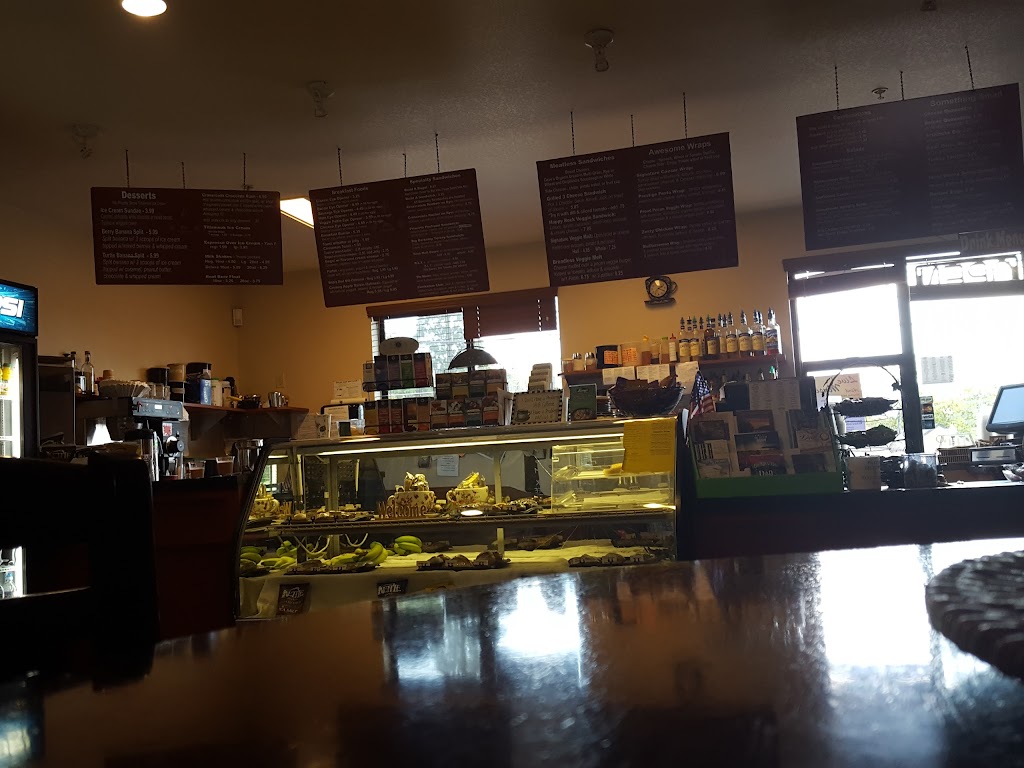 Crossroads Coffee Cafe | 250 Princeton Ave, Gladstone, OR 97027, USA | Phone: (503) 657-2999