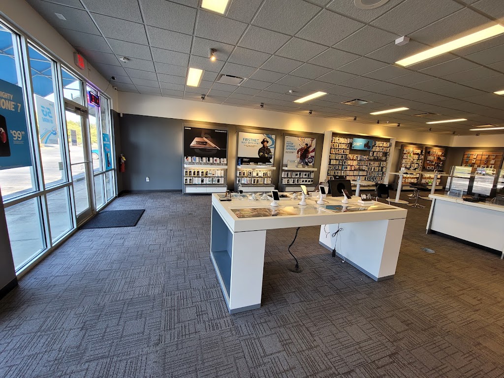 AT&T Store | 1160 Old Peachtree Rd NW Suite E, Duluth, GA 30097, USA | Phone: (678) 575-4545
