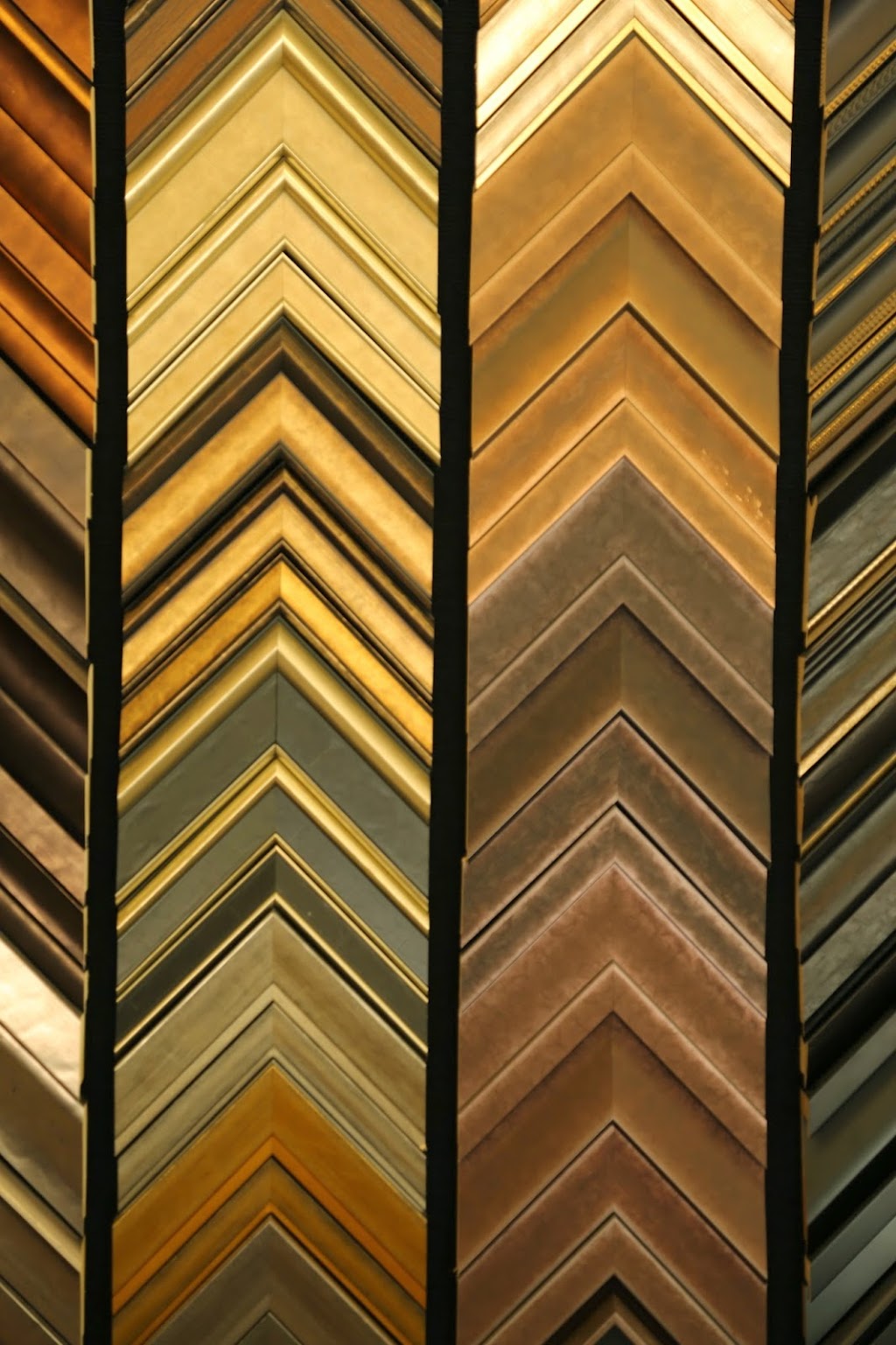 Colonial Custom Framing | 4854 Longhill Rd #2, Williamsburg, VA 23188, USA | Phone: (757) 208-0767