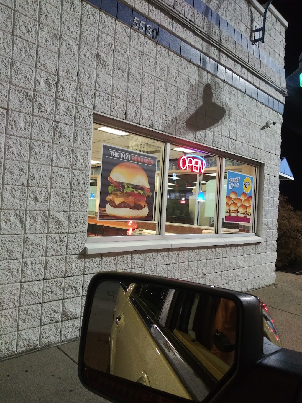 White Castle | 5590 Dixie Hwy, Fairfield, OH 45014, USA | Phone: (513) 942-1186