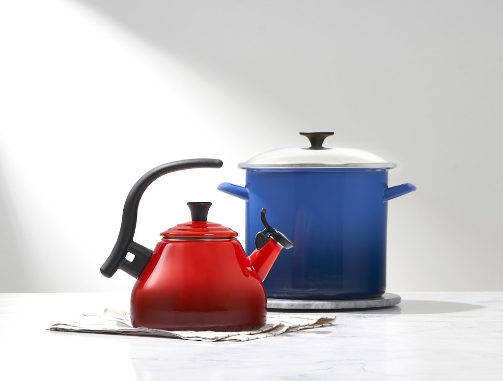 Le Creuset Outlet Store | 1155 Buck Creek Rd Spc A-1, Simpsonville, KY 40067, USA | Phone: (502) 405-1113