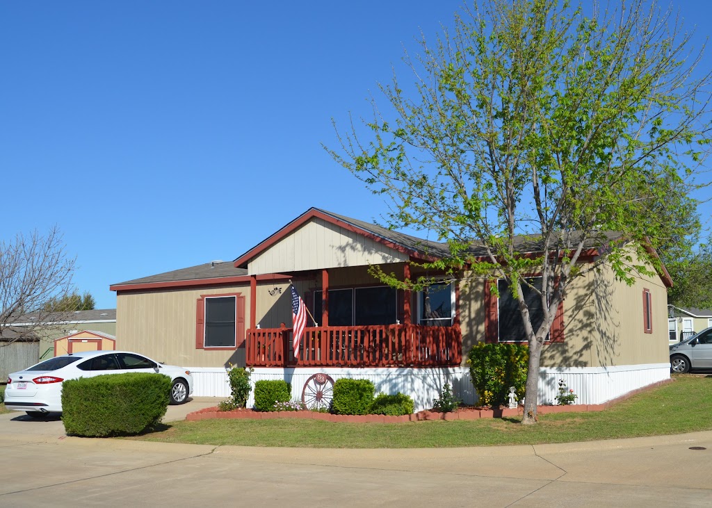 Oak Hill Village | 72 Turtle Hill Tr, Mansfield, TX 76063, USA | Phone: (817) 473-8244