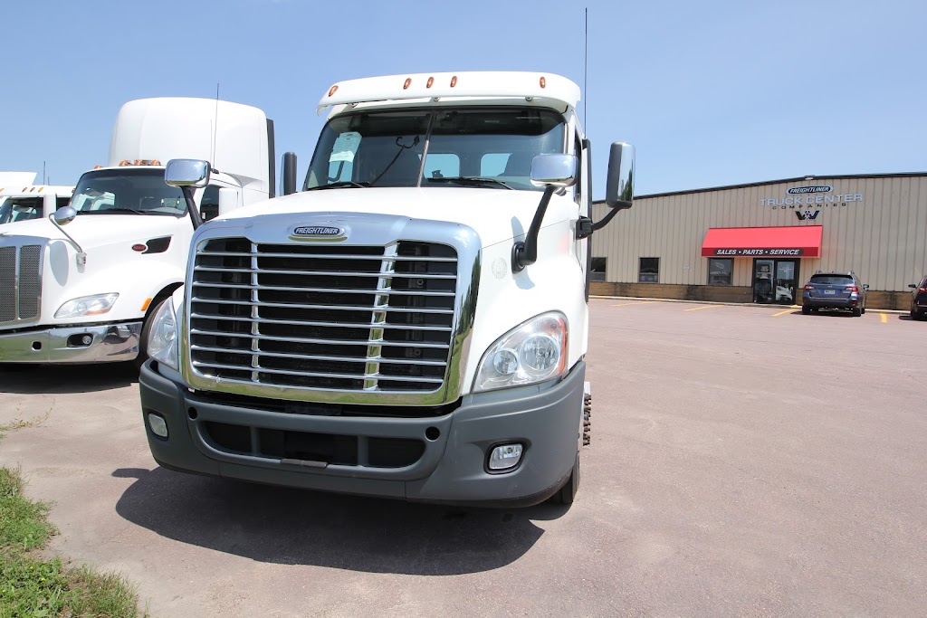 Truck Center Companies-Faribault | 3701 Bagley Ave, Faribault, MN 55021, USA | Phone: (507) 334-1653