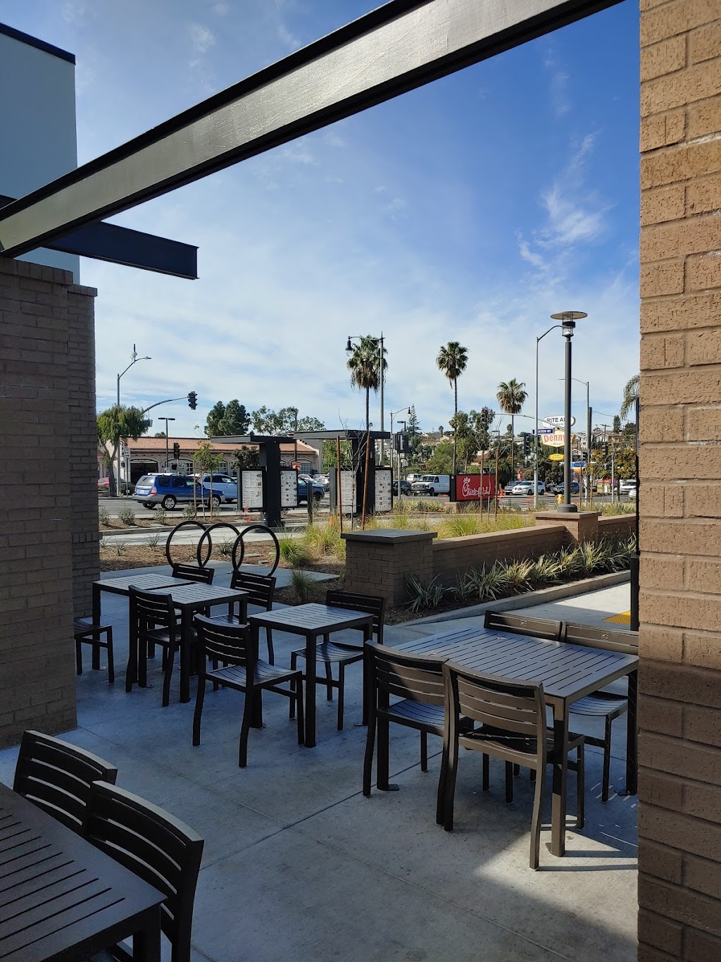 Chick-fil-A | 1919 Artesia Blvd, Redondo Beach, CA 90278, USA | Phone: (310) 697-3339