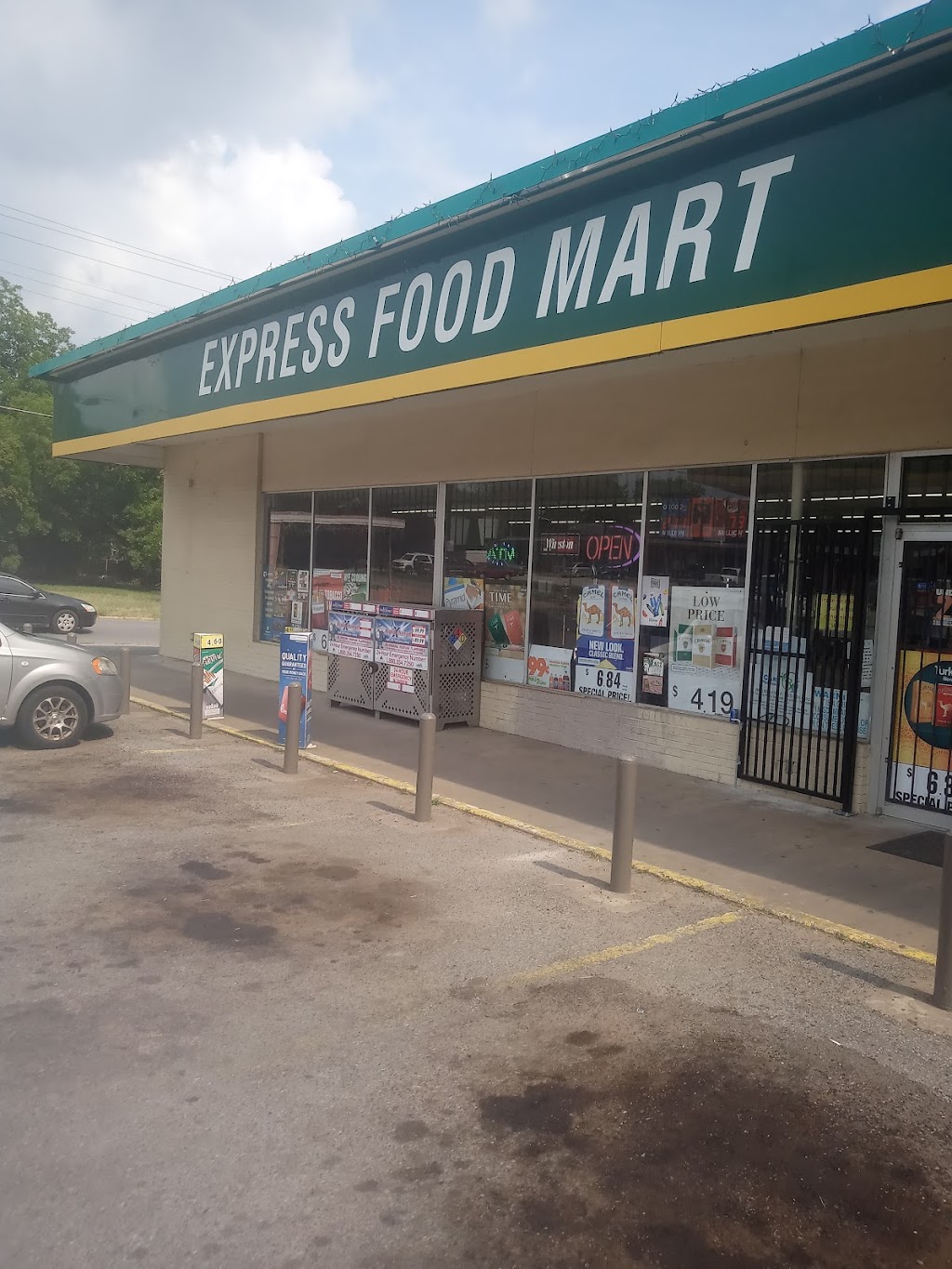 Express Food Mart | 820 E Lamar St, Sherman, TX 75090, USA | Phone: (903) 868-3600
