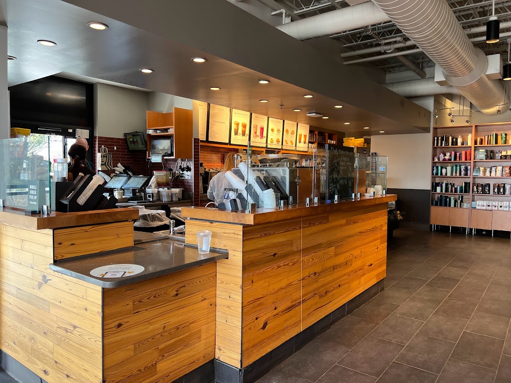 Starbucks | The Plaza at Boones Crossing, 17293 Chesterfield Airport Rd, Chesterfield, MO 63005, USA | Phone: (636) 536-6885