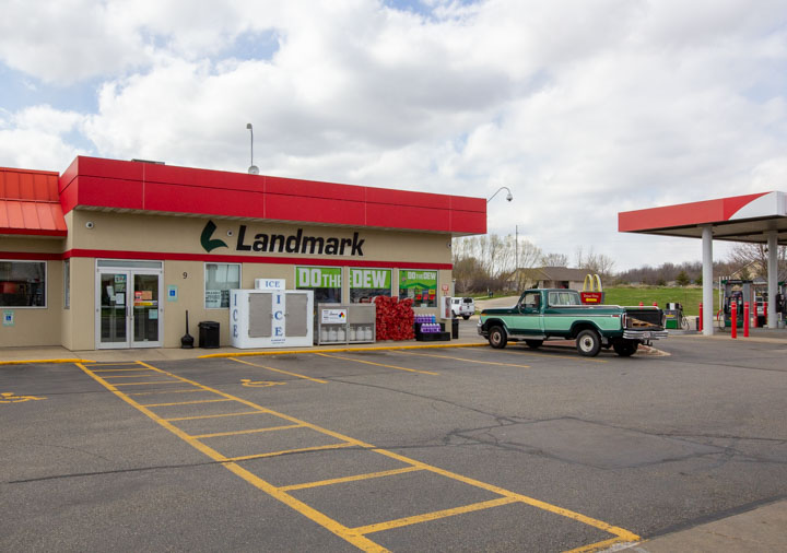 Evansville Cenex Gas Station & Convenience Store | 9 John Lindemann Dr, Evansville, WI 53536, USA | Phone: (608) 882-2621