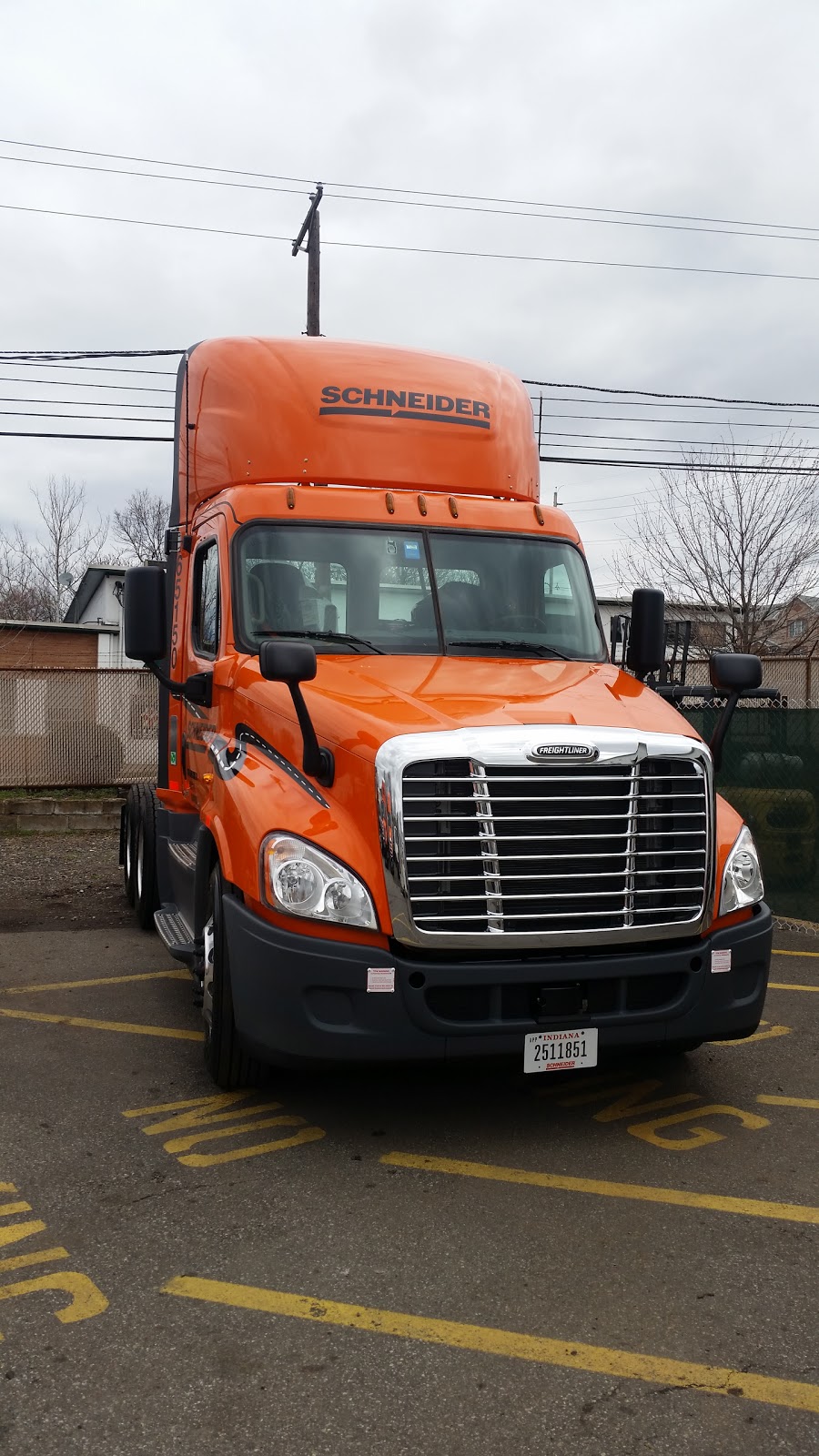 Franks Meadowlands Freightliner | 707 Valley Brook Ave, Lyndhurst, NJ 07071, USA | Phone: (201) 939-7718