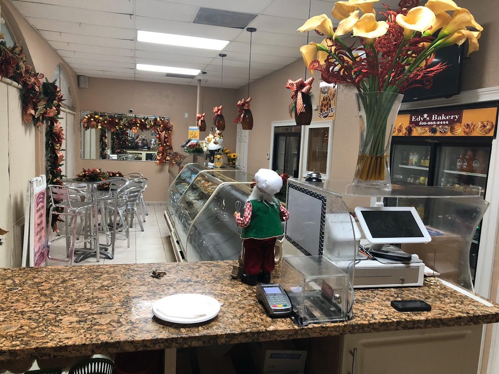 Yamy Bakery | 1561 Okeechobee Rd, Hialeah, FL 33010, USA | Phone: (305) 888-6444