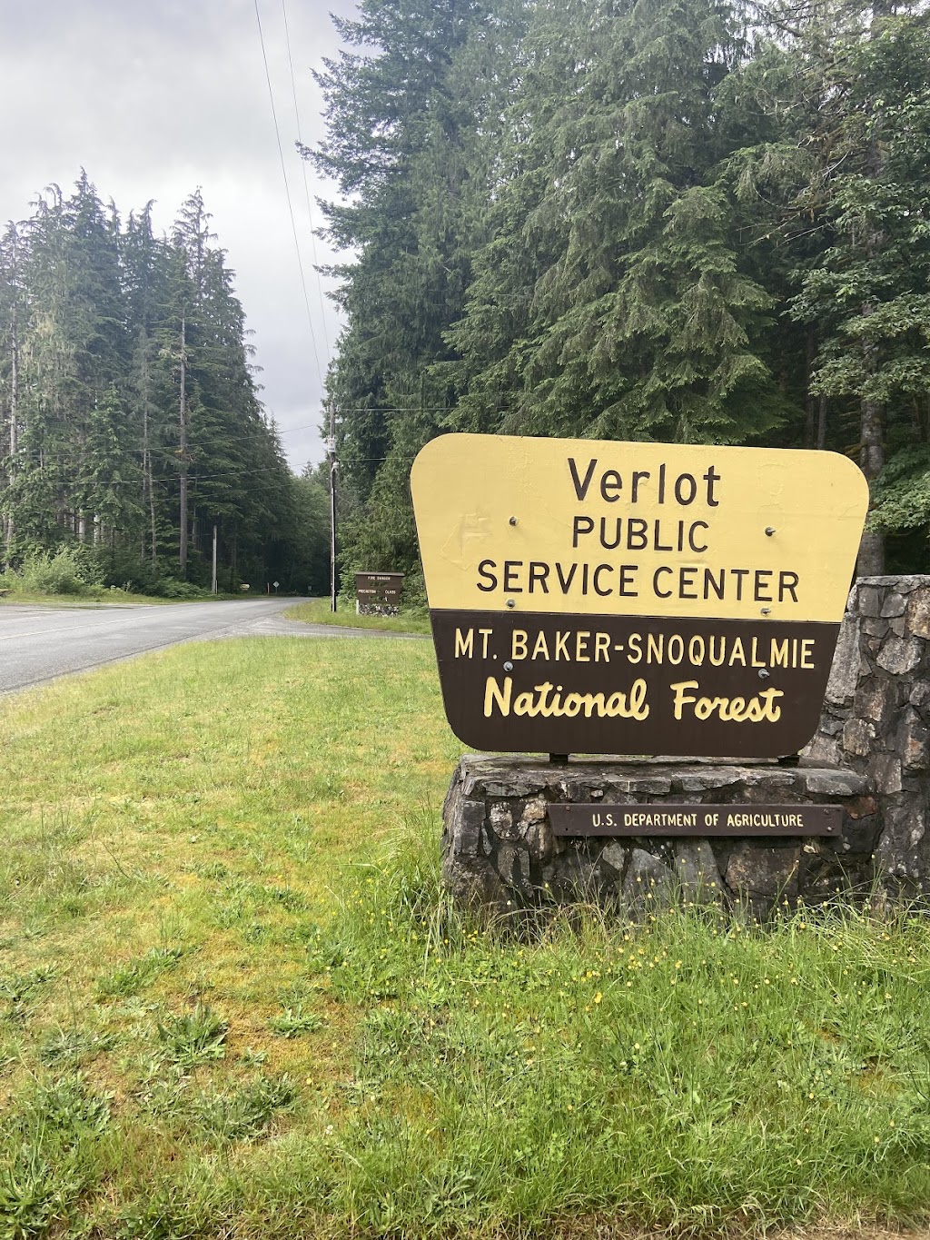 Verlot Public Service Center | 33515 Mountain Loop Hwy, Granite Falls, WA 98252, USA | Phone: (360) 691-7791