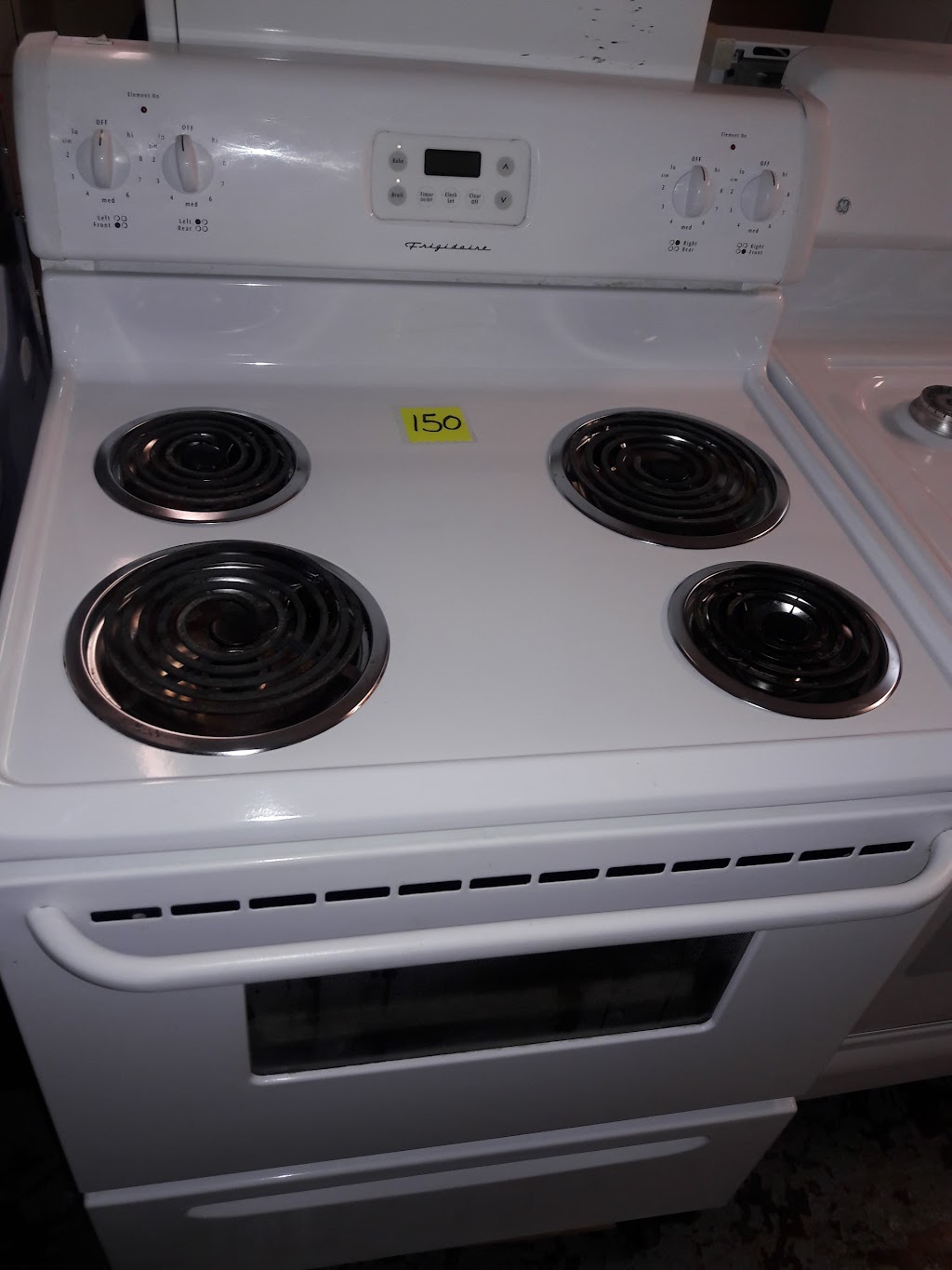 Appliance Barn | 10324 Dixie Hwy, Fair Haven, MI 48023, USA | Phone: (810) 956-5772