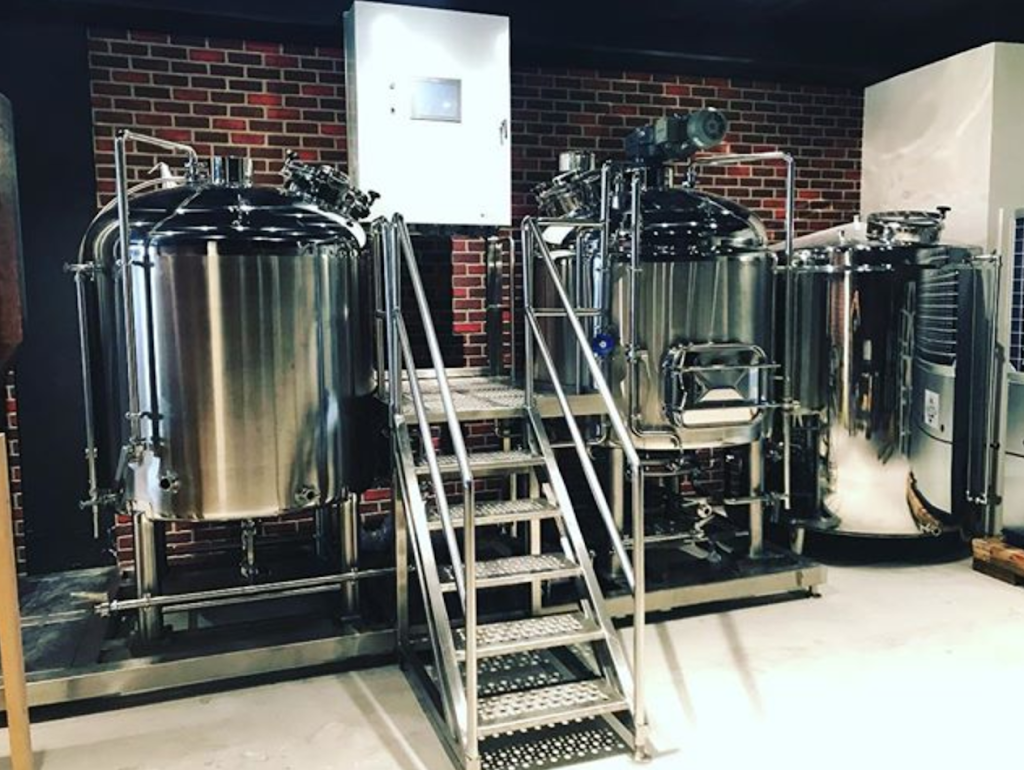 Brew Floors | 805 Lehigh Ave, Union, NJ 07083, USA | Phone: (833) 273-9235