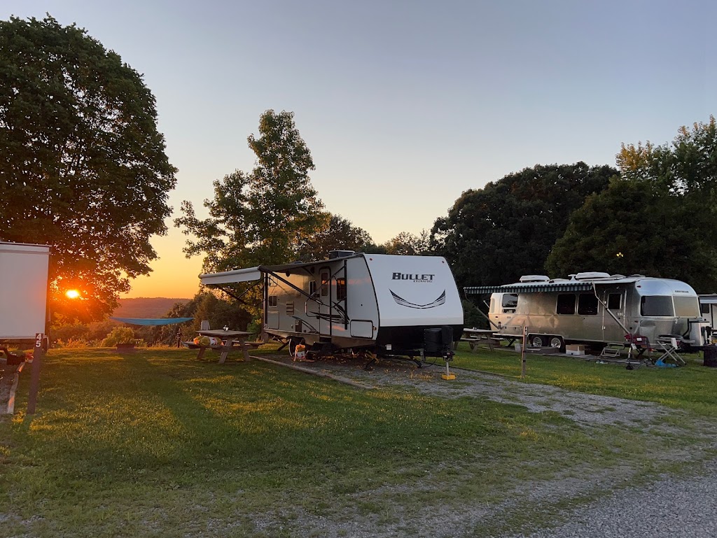 Mountain Top Campground | 873 Sun Mine Rd, Tarentum, PA 15084, USA | Phone: (724) 224-1511