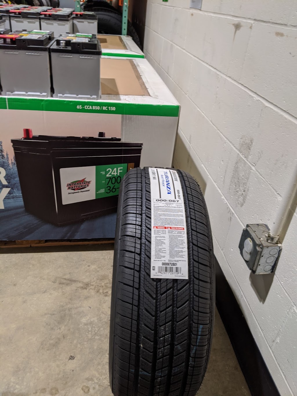 CostcoTire Service Center | 4200 Rusty Rd, St. Louis, MO 63128, USA | Phone: (314) 894-7958