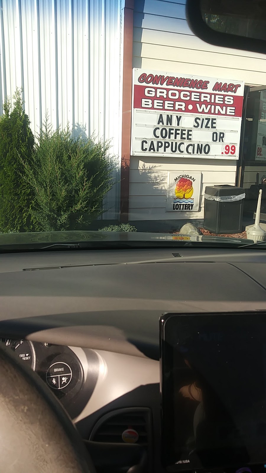 Lightning Quick Shop-n-go | 2768 E Maumee St, Adrian, MI 49221, USA | Phone: (517) 759-4220