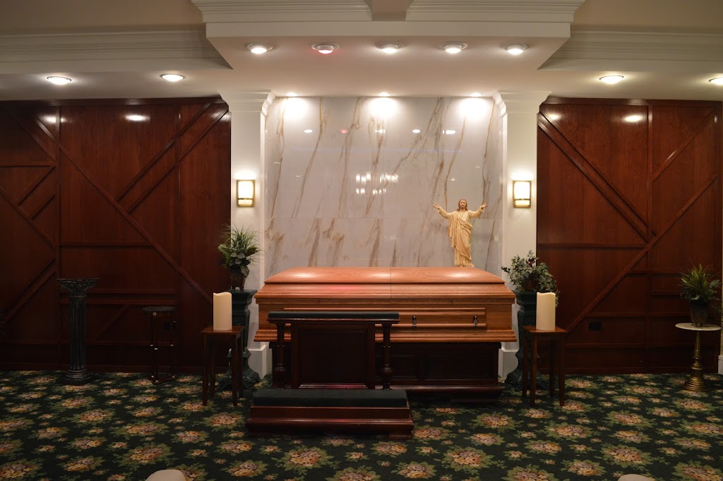 Heritage Funeral Home and Cremation | 3117 S Oak Park Ave, Berwyn, IL 60402, USA | Phone: (708) 788-7775