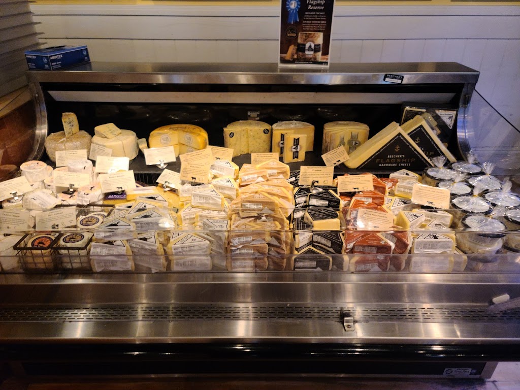 Beechers Handmade Cheese - SeaTac C Gates | 17801 International Blvd, SeaTac, WA 98158, USA | Phone: (206) 209-5190