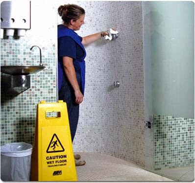 Master Care Commercial Janitorial | 435 Hermosa St, Hemet, CA 92543, USA | Phone: (951) 658-9261