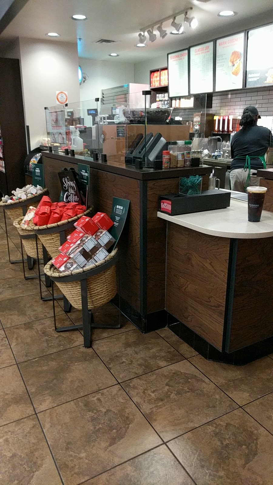 Starbucks - cafe  | Photo 9 of 10 | Address: 24500 Alicia Pkwy, Mission Viejo, CA 92691, USA | Phone: (949) 583-1298