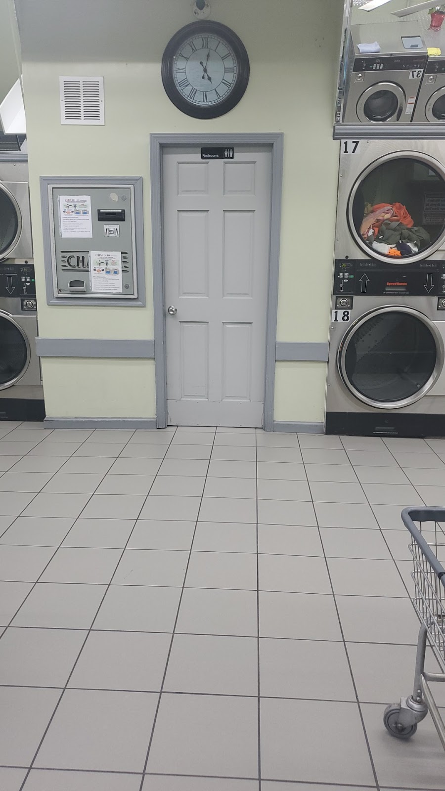 Isabels Laundry | 37-24 103rd St, Queens, NY 11368, USA | Phone: (718) 899-0970