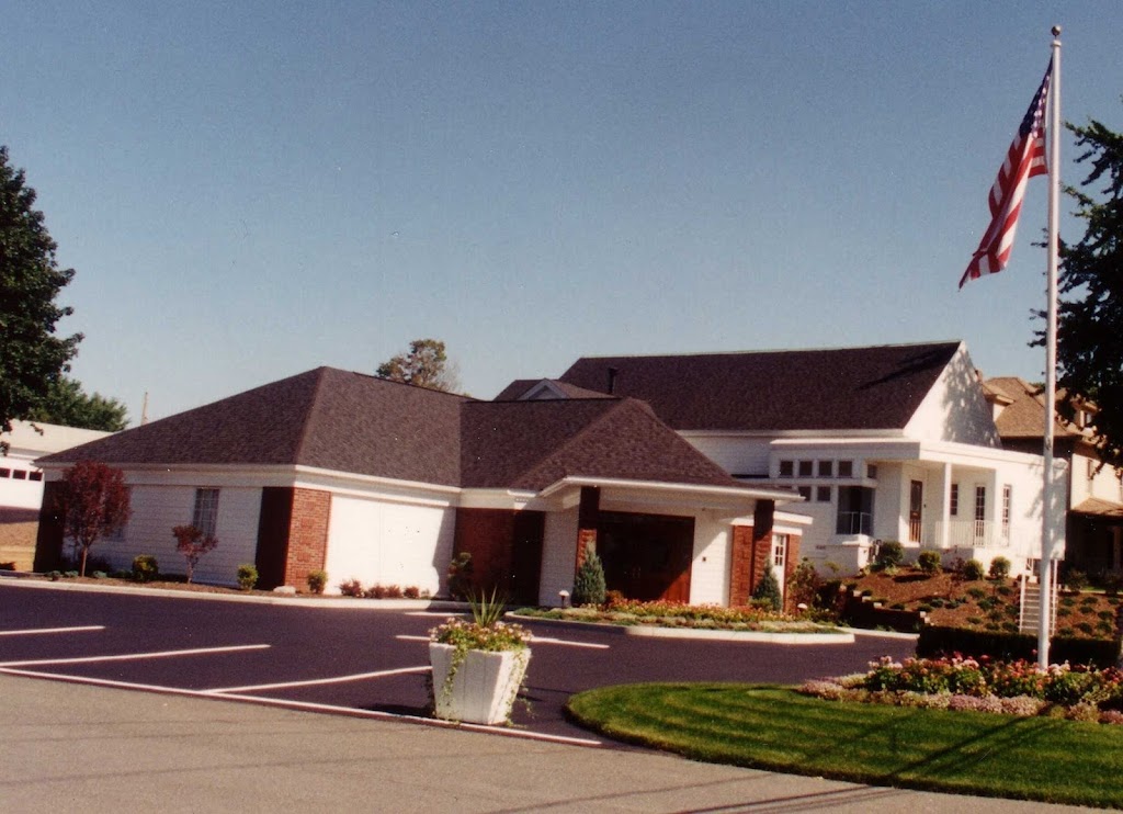 Dufresne & Cavanaugh Funeral Home | 149 Old Loudon Rd, Latham, NY 12110, USA | Phone: (518) 785-8161