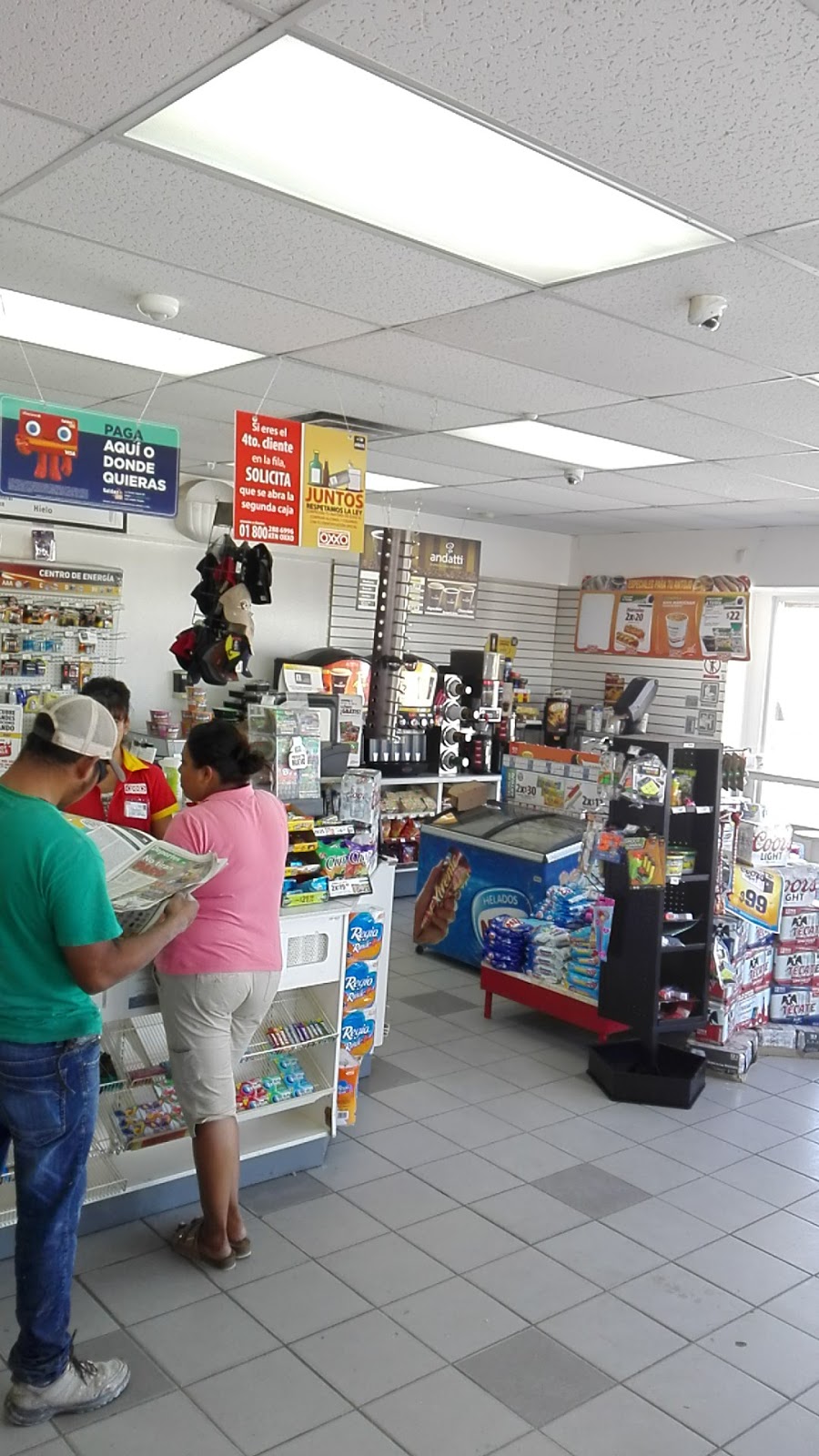 OXXO | Montes Del Cantal, Urbi, Villa del Cedro 3461, 32575 Cd Juárez, Chih., Mexico | Phone: 81 8320 2020