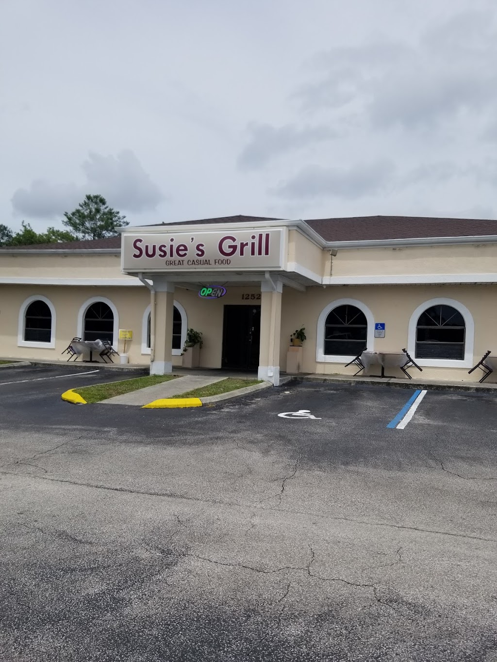 Susies Grill | 1252 Mariner Blvd, Spring Hill, FL 34609, USA | Phone: (352) 683-2090