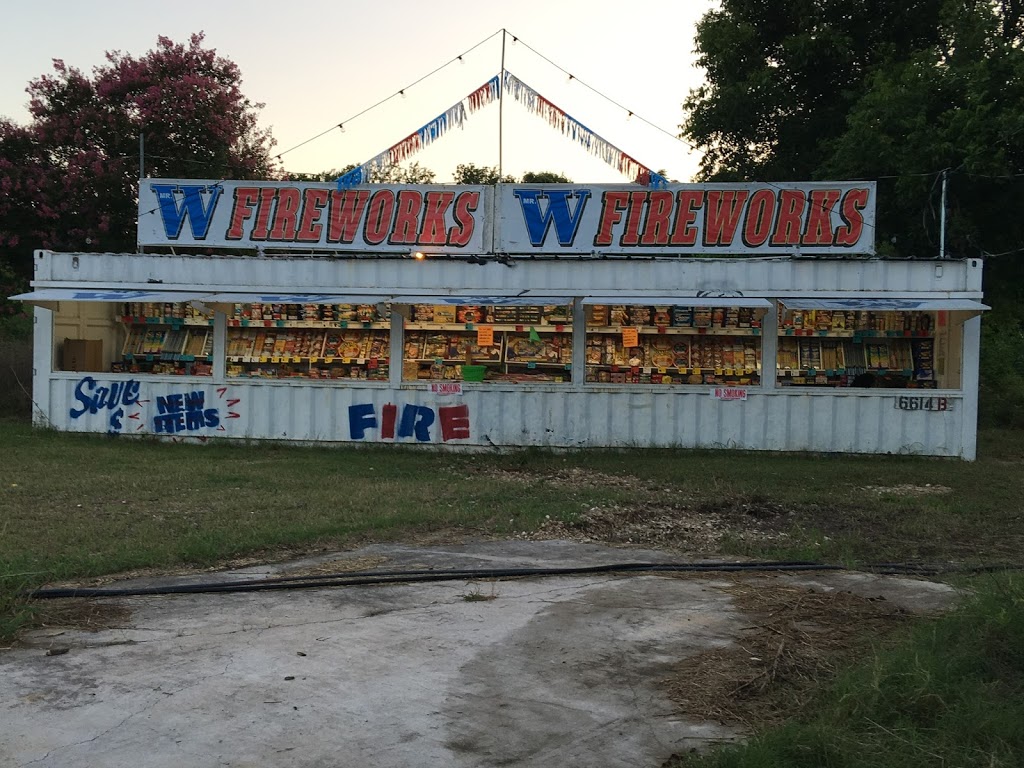 Mr. W Fireworks | 6614 US-183, Austin, TX 78744 | Phone: (512) 761-5220