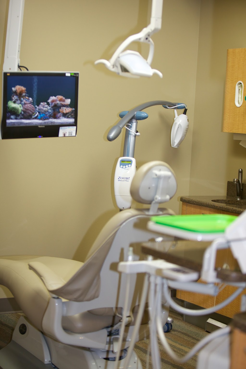 Pewaukee Dental | 1231 George Towne Dr Ste D, Pewaukee, WI 53072, USA | Phone: (262) 691-9832