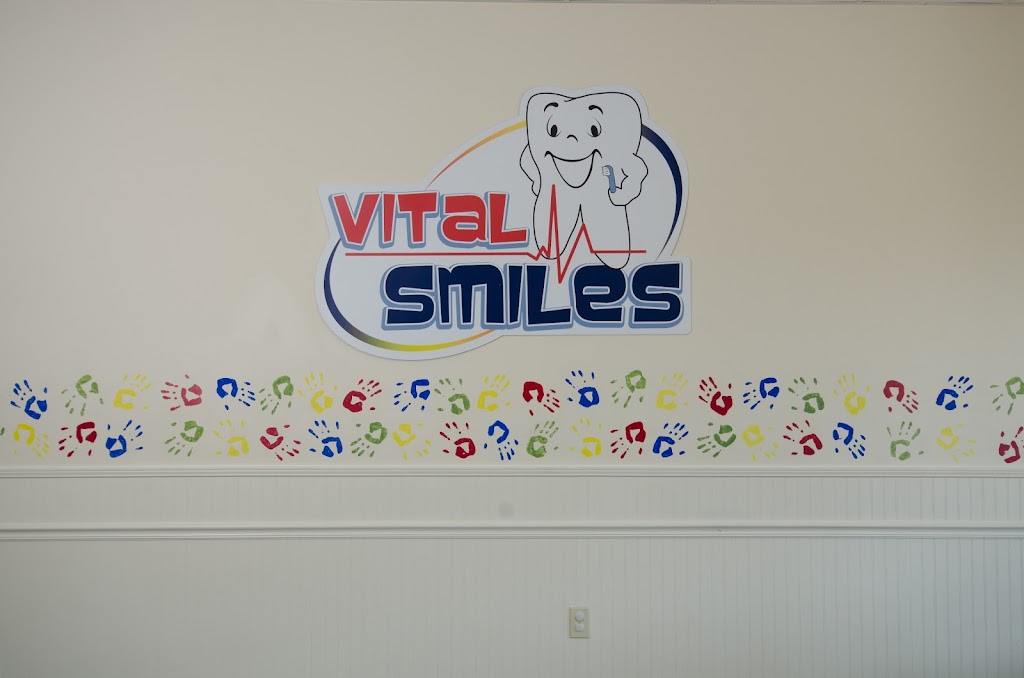 Vital Smiles | 2302 Center Point Pkwy, Birmingham, AL 35215, USA | Phone: (205) 853-9170