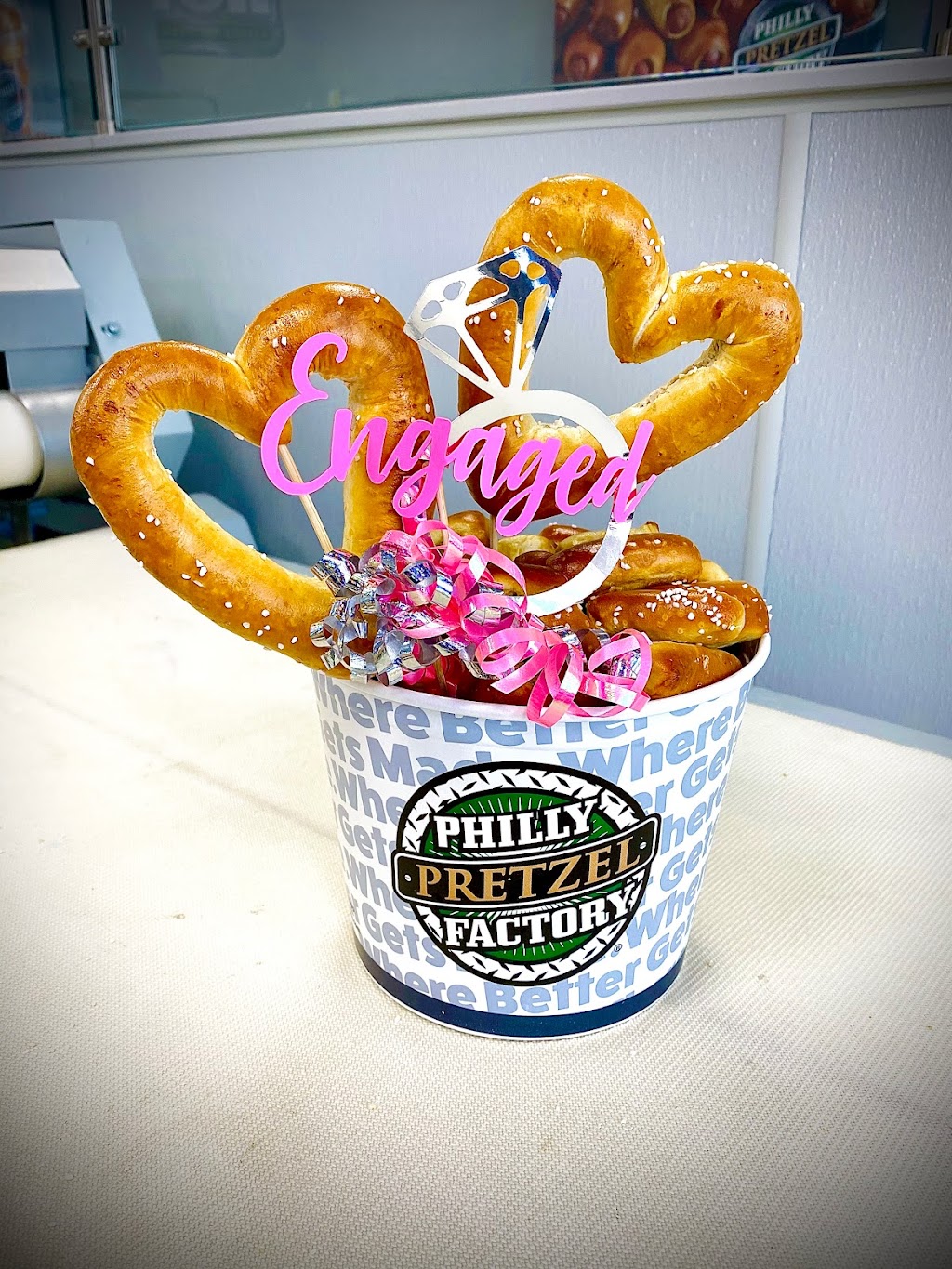 Philly Pretzel Factory | 2105 Hillside Ave., New Hyde Park, NY 11040, USA | Phone: (516) 323-1300