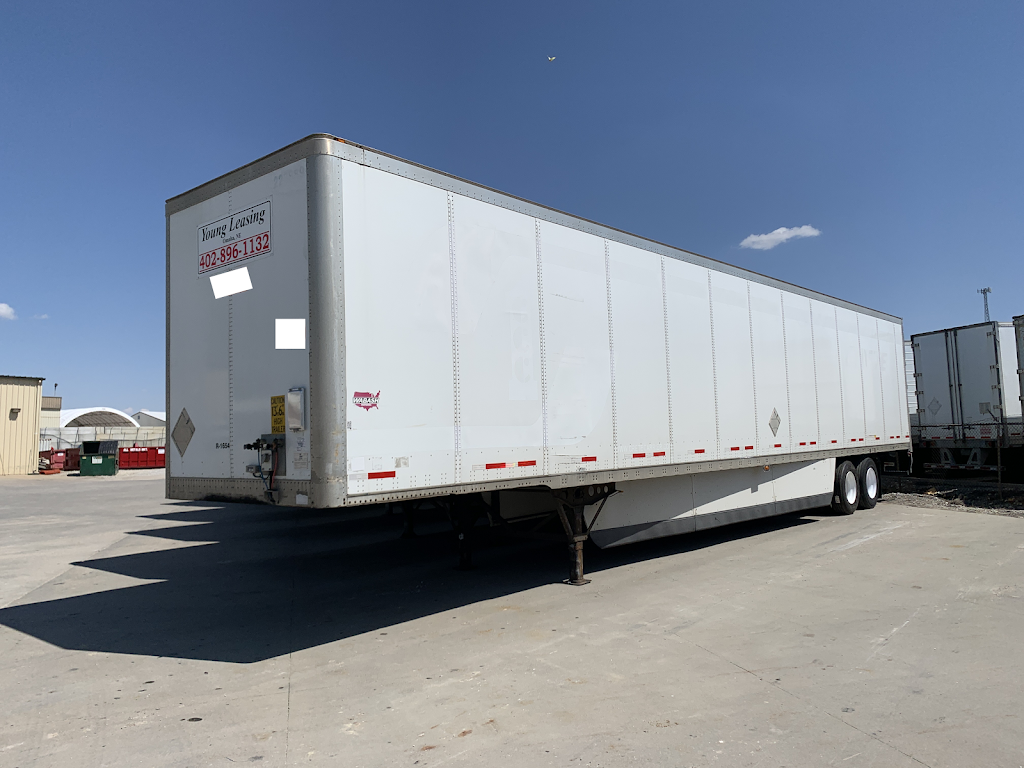 Young Truck Trailer Inc | 14905 Frontier Rd, Omaha, NE 68138, USA | Phone: (402) 896-1132