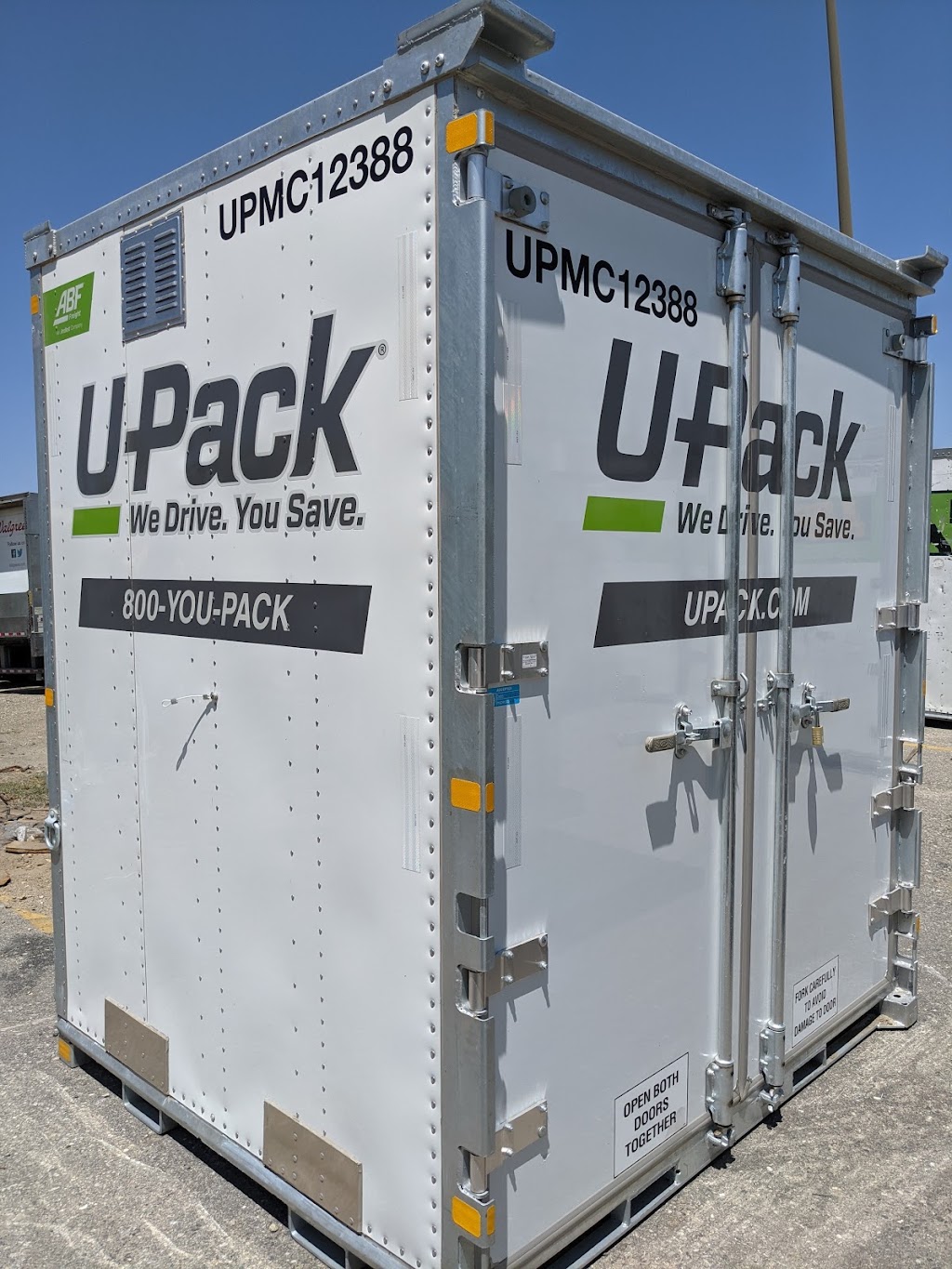 U-Pack | 10744 Almond Ave, Fontana, CA 92337, USA | Phone: (844) 611-4582
