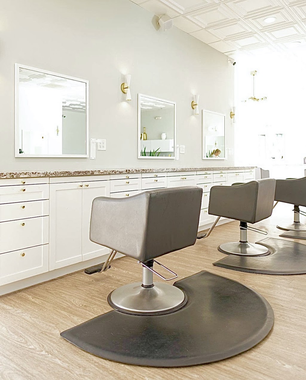 Christinas Hair Chair | 19051 Goldenwest St #102, Huntington Beach, CA 92648, USA | Phone: (657) 203-8911