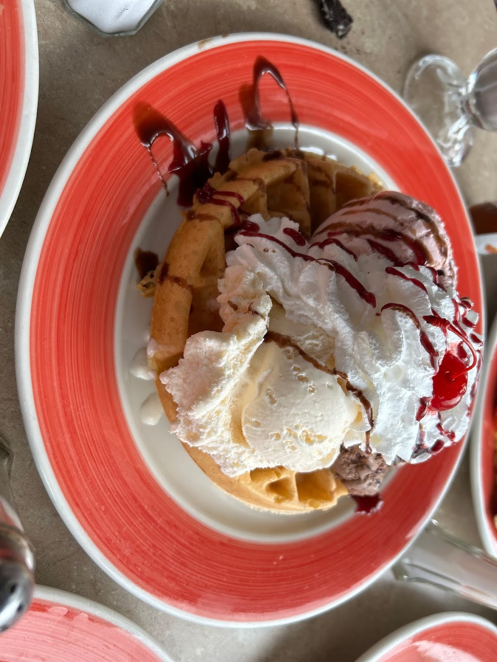 Red Colony Diner | 121 Federal Rd, Brookfield, CT 06804, USA | Phone: (203) 546-8280
