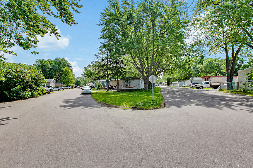 Dayton Park | 1 Auburn Dr, Osseo, MN 55369, USA | Phone: (763) 272-5995