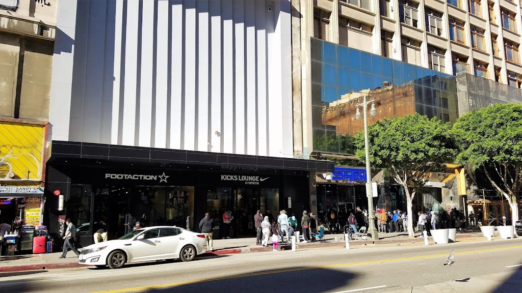 Footaction | 749 S Broadway, Los Angeles, CA 90014, USA | Phone: (213) 236-0700
