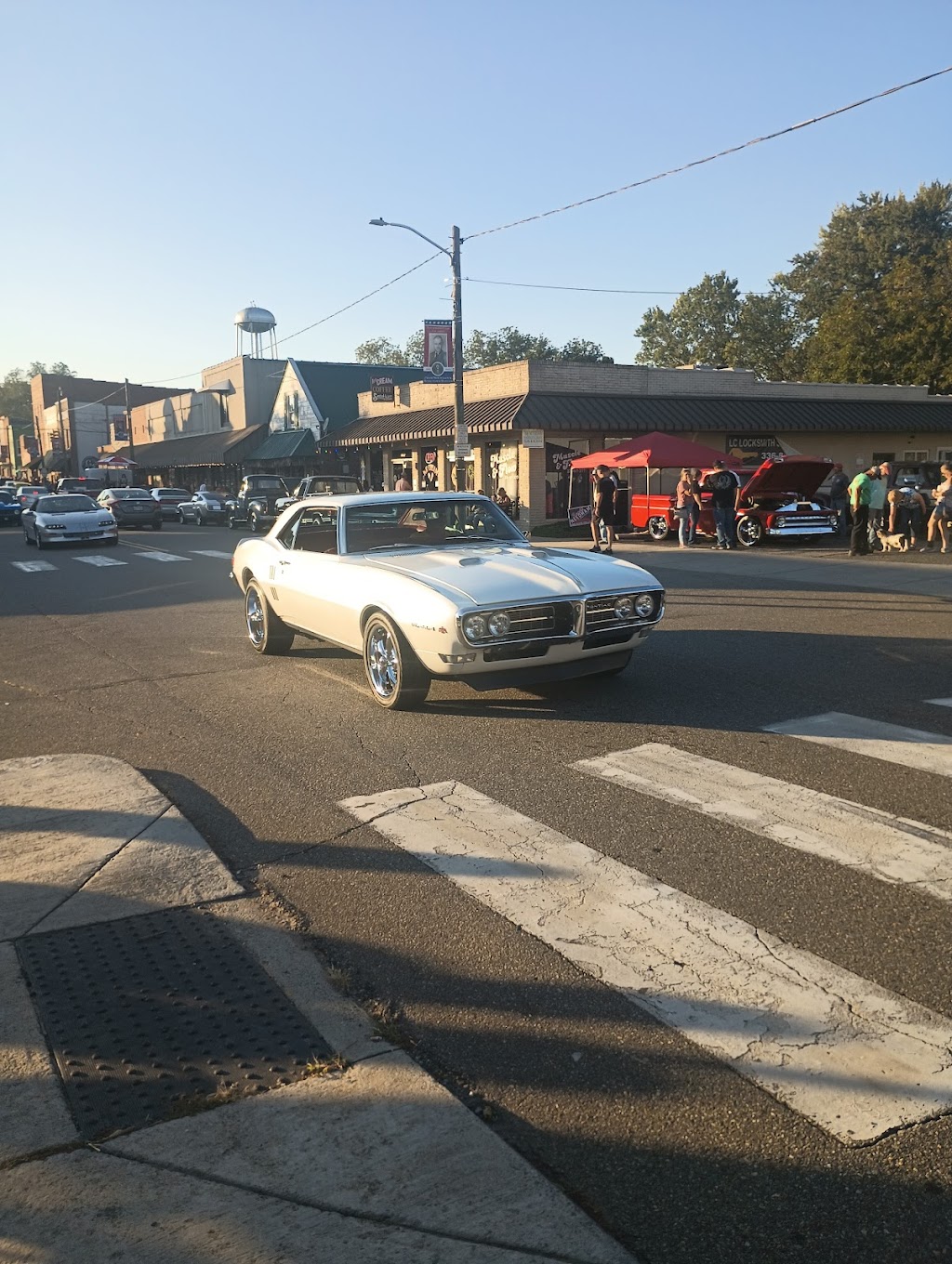 LC Locksmith Service LLC | 121 E Main St, Pilot Mountain, NC 27041, USA | Phone: (336) 817-4042