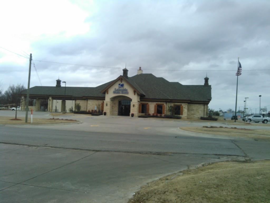 RCB Bank - Formerly Lakeside State Bank | 6695 E 400 Rd, Oologah, OK 74053 | Phone: (918) 443-2474