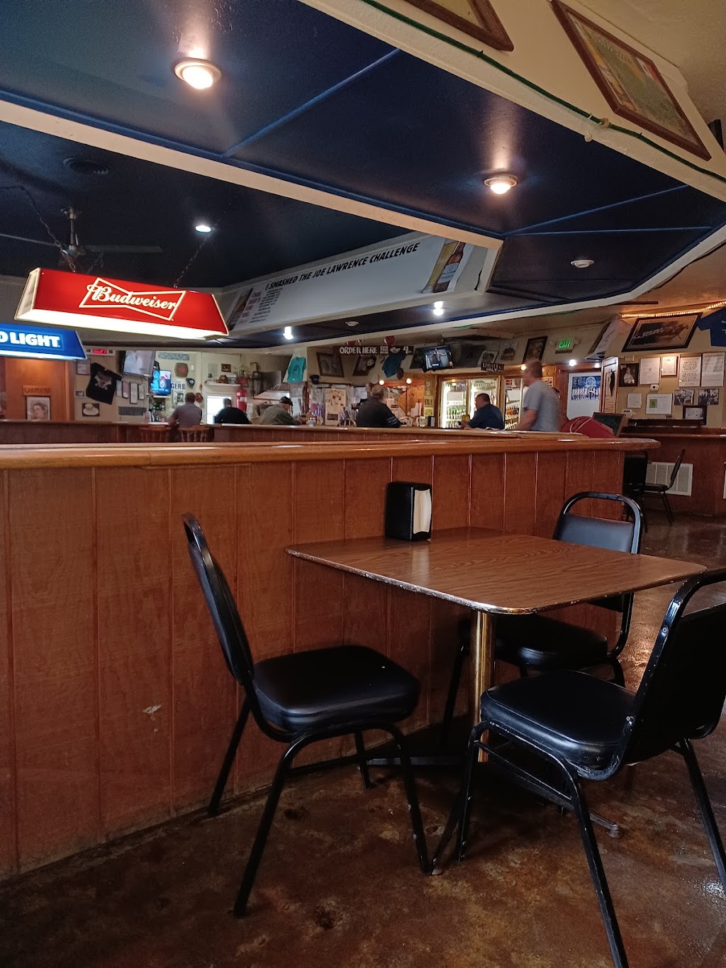 Bluegrass Tavern | 2340 New Haven Rd, Bardstown, KY 40004, USA | Phone: (502) 348-2563