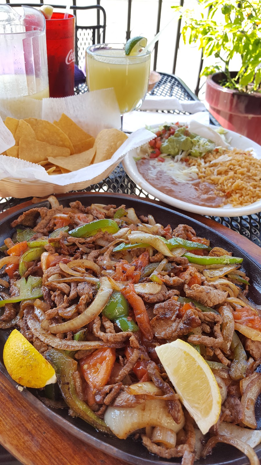 Dos Margaritas Mexican Grill | 2239 Fairview Blvd #103, Fairview, TN 37062, USA | Phone: (615) 799-0011