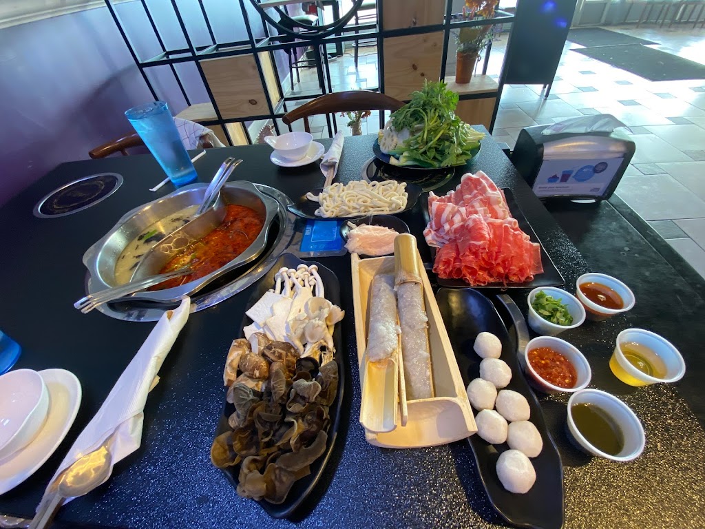 Lotus Hot Pot & Grill | 6591a N Oak Trafficway, Gladstone, MO 64118 | Phone: (816) 298-7901