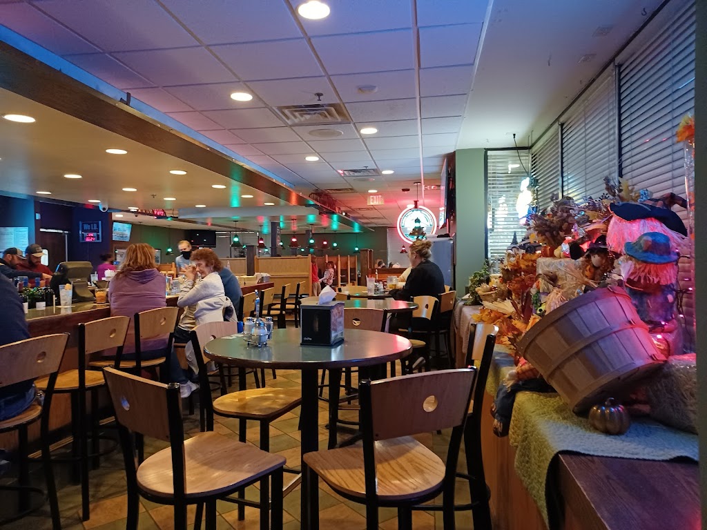 Broadway Bar & Pizza | 13705 27th Ave N, Plymouth, MN 55441, USA | Phone: (763) 551-0155