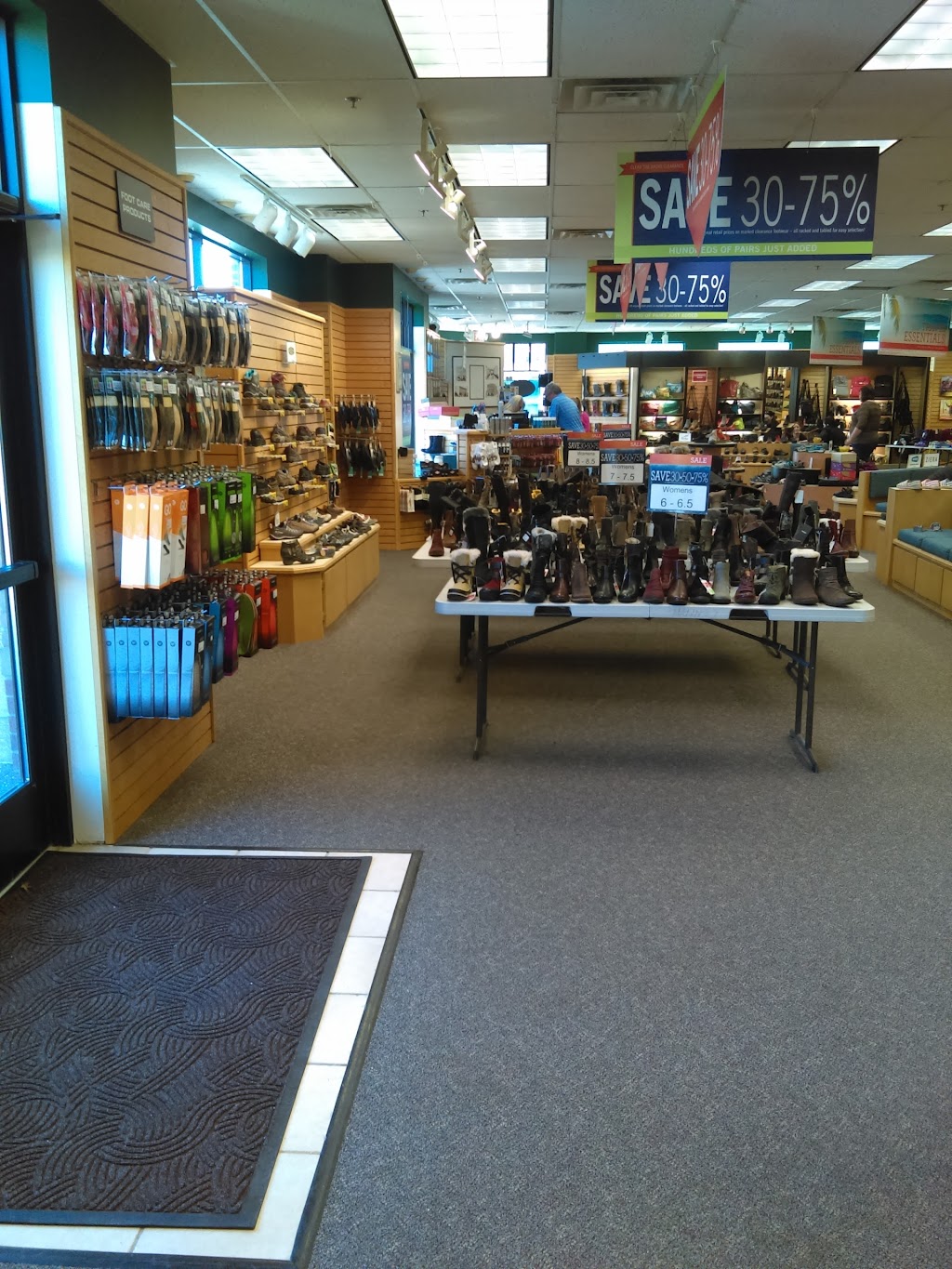 Schuler Shoes: Maple Grove | 11400 Elm Creek Blvd N, Maple Grove, MN 55369, USA | Phone: (763) 494-4878