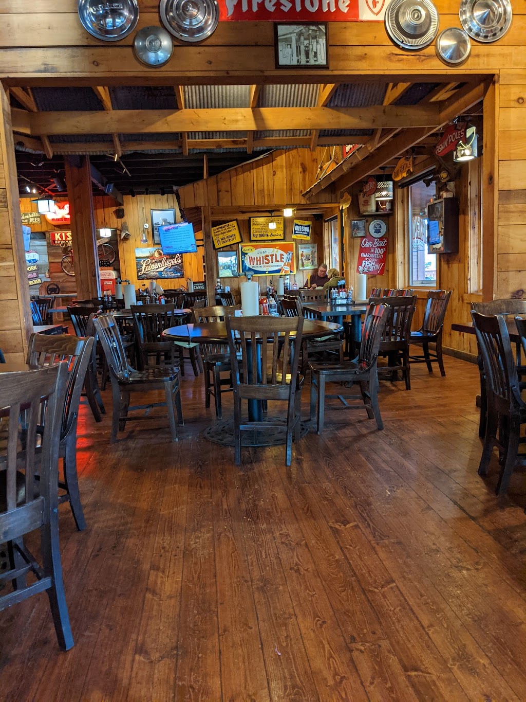 Famous Daves Bar-B-Que | 43 19th St SW, Forest Lake, MN 55025, USA | Phone: (651) 464-4400