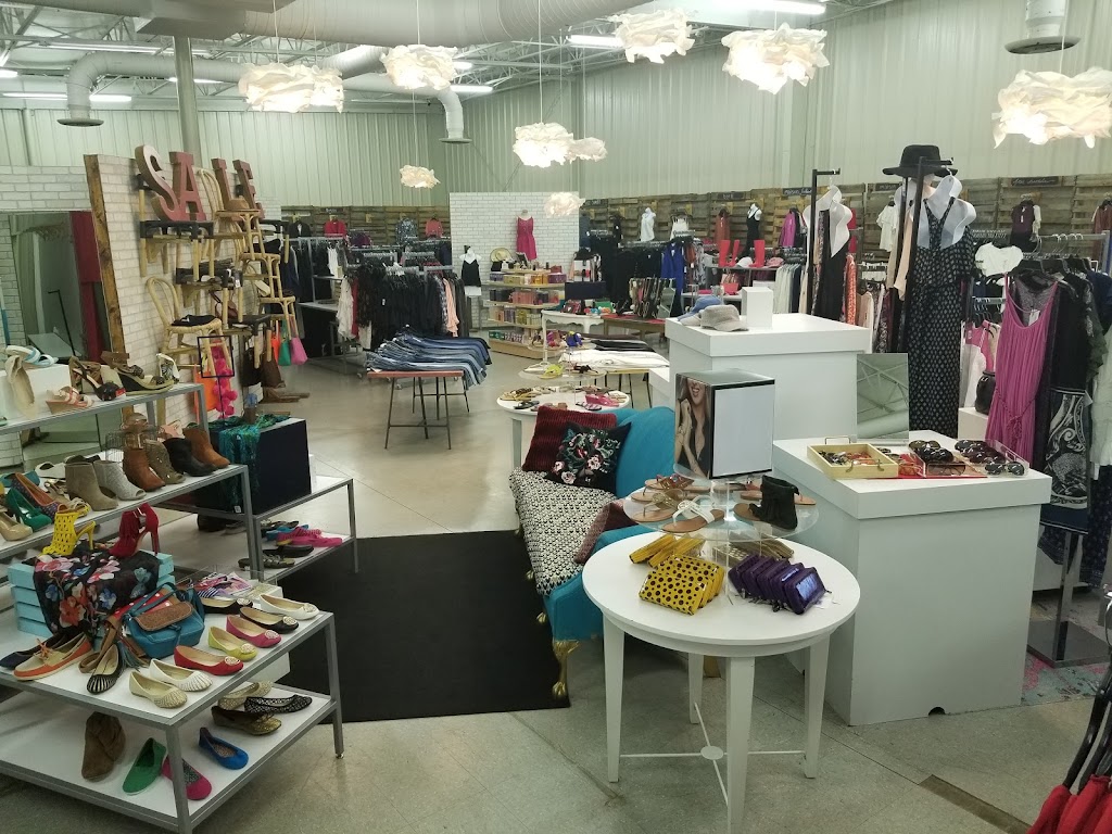 Bobbi + Bricka | 84 Commercial Rd, Huntington, IN 46750 | Phone: (866) 598-8904